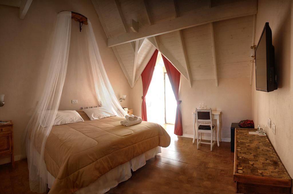 Atelier Hotel de Charme Villa General Belgrano Buitenkant foto